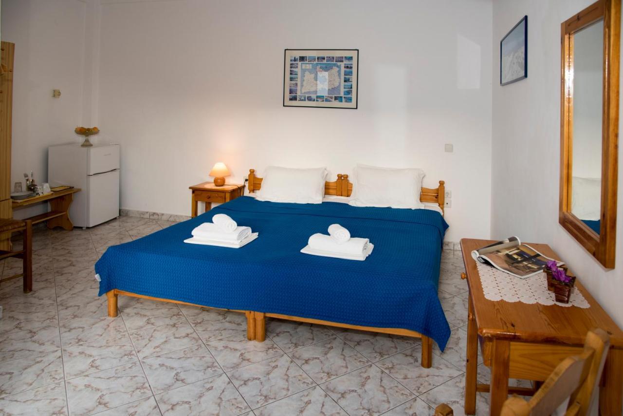 Damianos Rooms Adamantas  Buitenkant foto