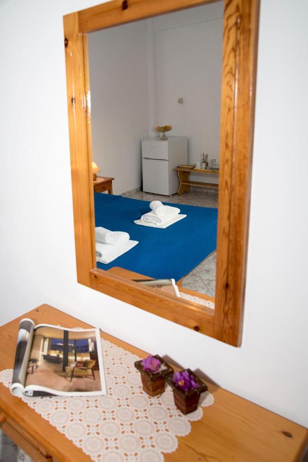 Damianos Rooms Adamantas  Buitenkant foto