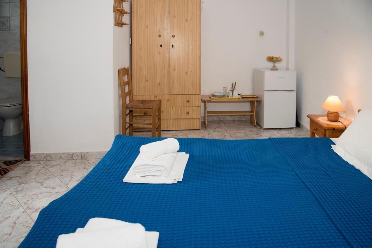 Damianos Rooms Adamantas  Buitenkant foto
