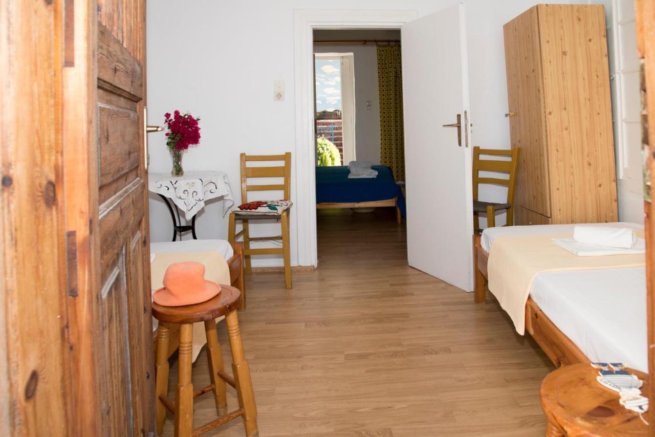 Damianos Rooms Adamantas  Buitenkant foto