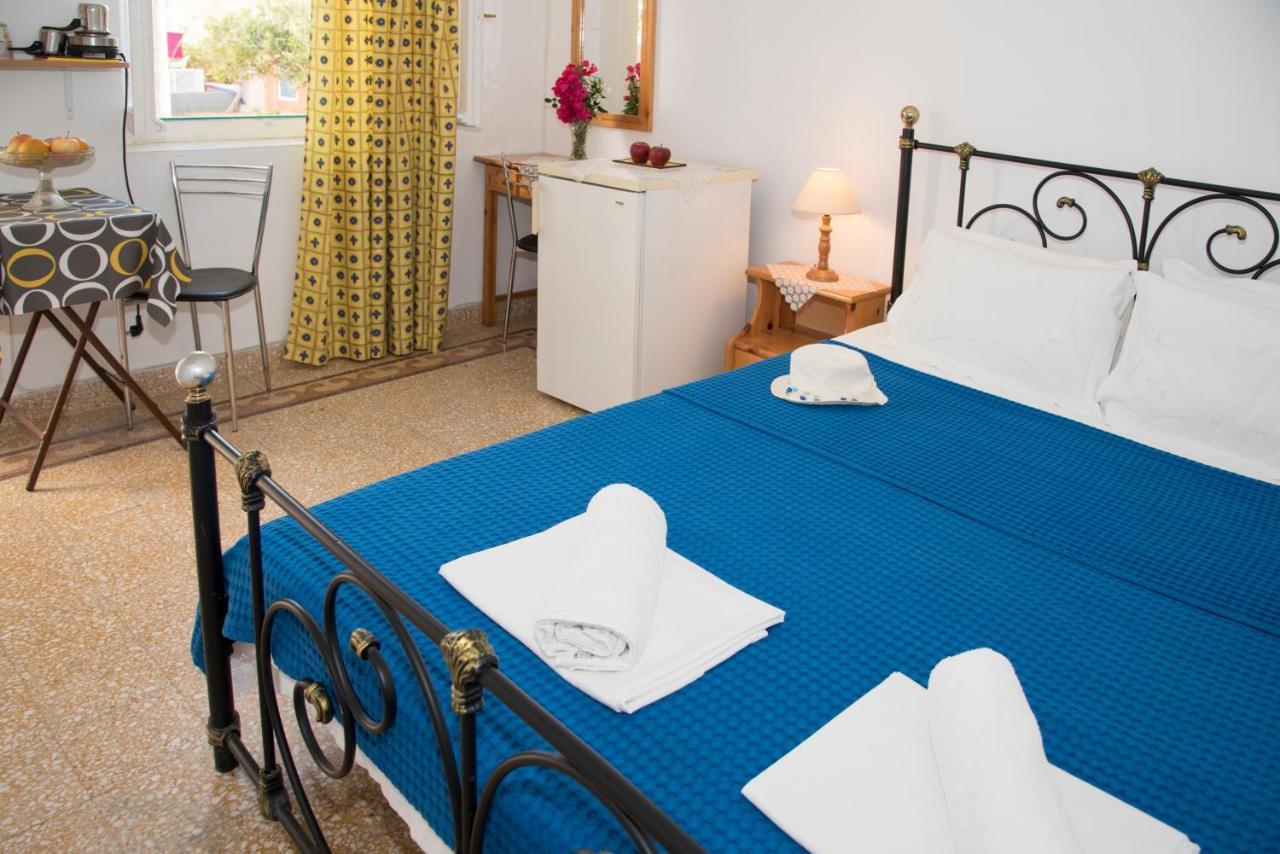 Damianos Rooms Adamantas  Buitenkant foto